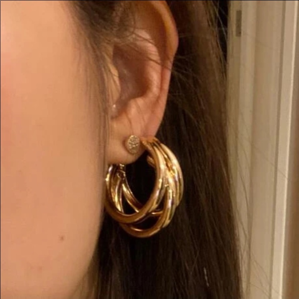 💜 SALE 2/$15 💜 Bold Gold Earrings -3 Hoop Lightweight Design!!! Brand New!